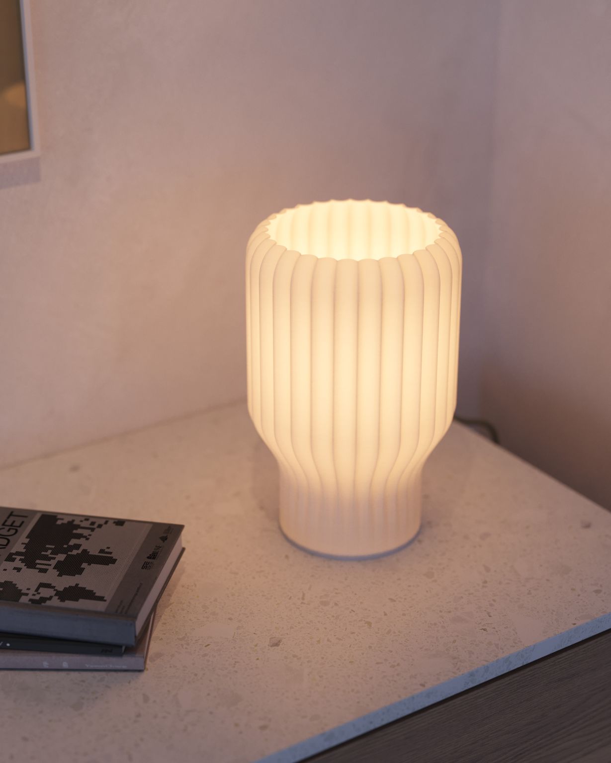 Flume table light: a sustainable 3D-printed luminaire perfect for living rooms and bedrooms